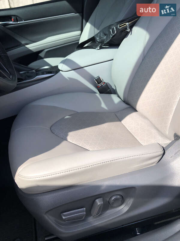 Седан Toyota Camry 2020 в Полтаві фото 19 Седан Toyota Camry 2020 в Полтаві