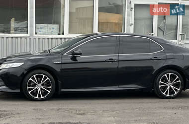 Седан Toyota Camry 2020 в 