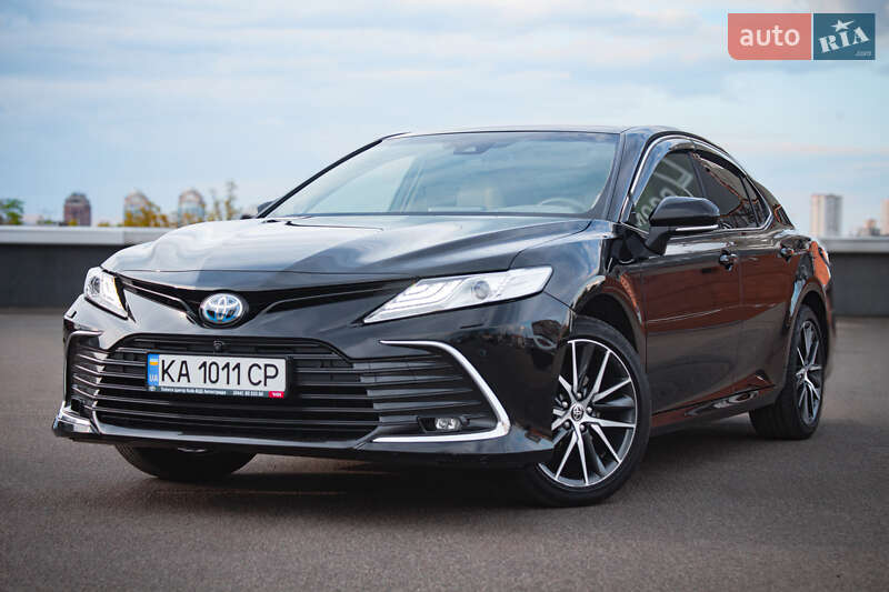 Toyota Camry 2023
