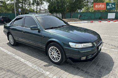 Седан Toyota Camry 1997 в 