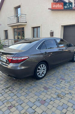 Седан Toyota Camry 2015 в 