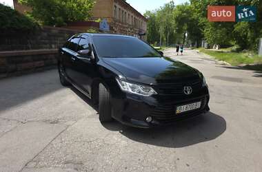 Седан Toyota Camry 2015 в Кременчуці