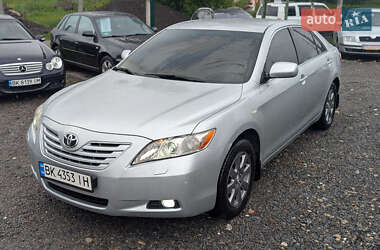 Седан Toyota Camry 2007 в 