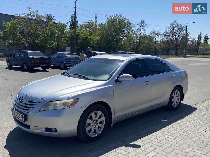 Седан Toyota Camry 2007 в 