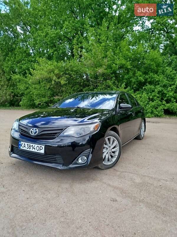 Toyota Camry 2012