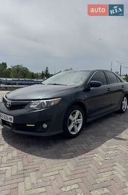Седан Toyota Camry 2012 в 