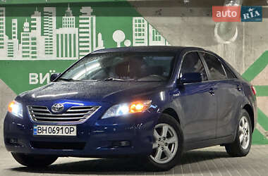 Седан Toyota Camry 2008 в Києві