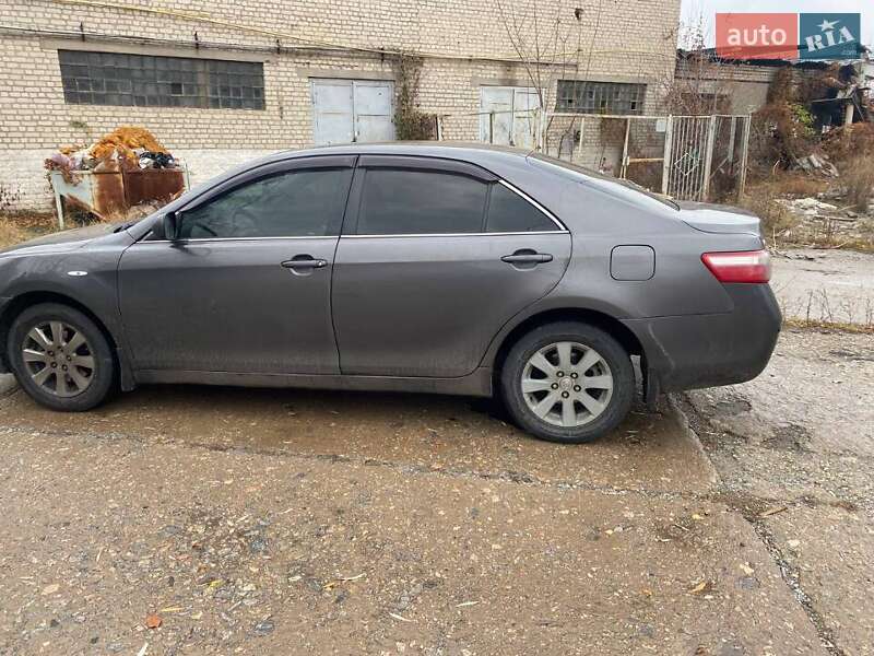 Седан Toyota Camry 2006 в Запоріжжі