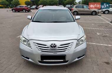 Седан Toyota Camry 2007 в 