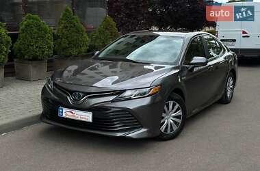 Седан Toyota Camry 2018 в Одессе