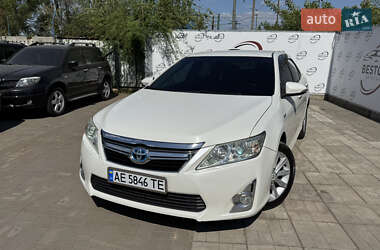 Седан Toyota Camry 2012 в Днепре