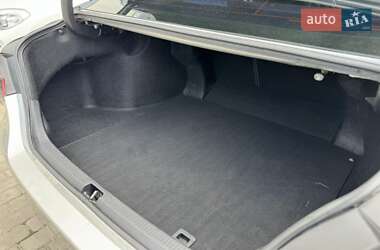 Седан Toyota Camry 2017 в 