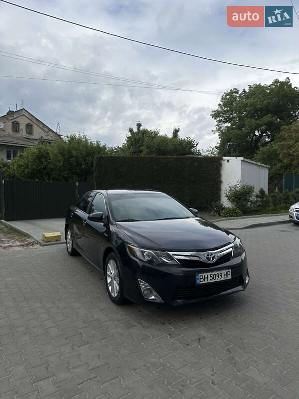 Седан Toyota Camry 2012 в 