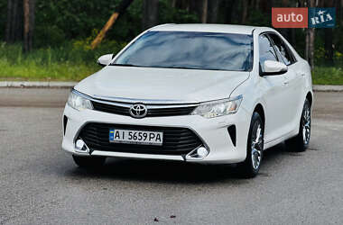 Седан Toyota Camry 2014 в Кропивницькому