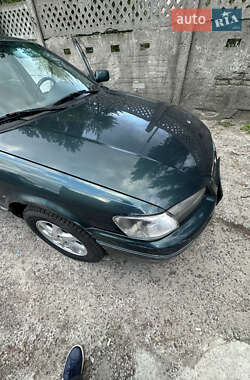 Седан Toyota Camry 1998 в 