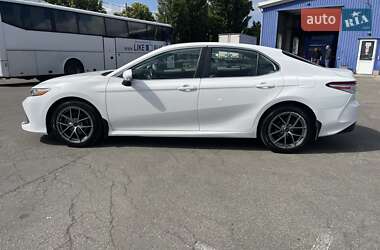 Седан Toyota Camry 2019 в 