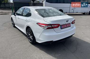 Седан Toyota Camry 2019 в 