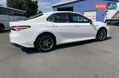 Седан Toyota Camry 2019 в 