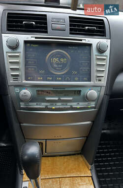 Седан Toyota Camry 2007 в 
