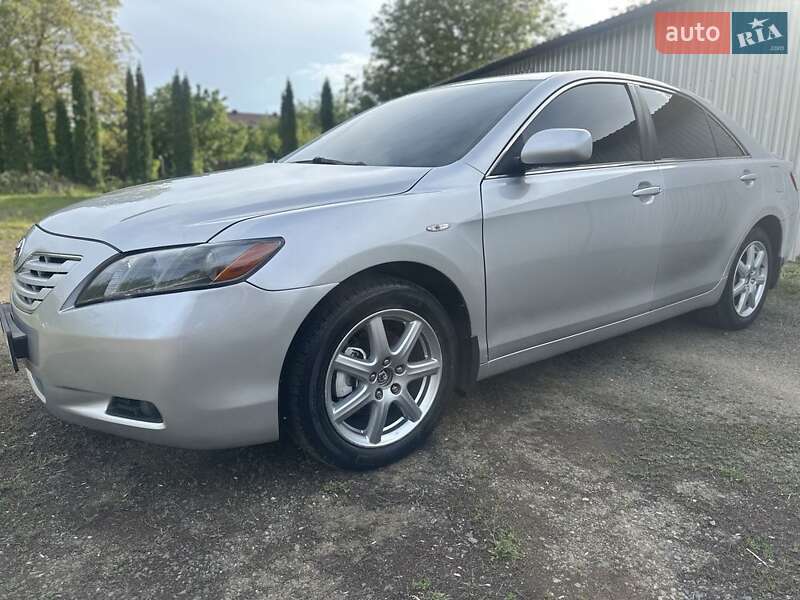 Toyota Camry 2008