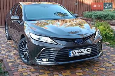 Седан Toyota Camry 2021 в Харькове