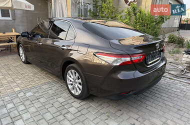 Седан Toyota Camry 2017 в Харькове