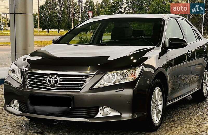 Toyota Camry 2013