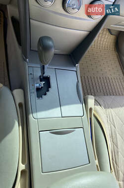 Седан Toyota Camry 2010 в 