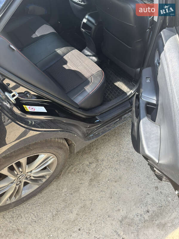 Седан Toyota Camry 2014 в Днепре