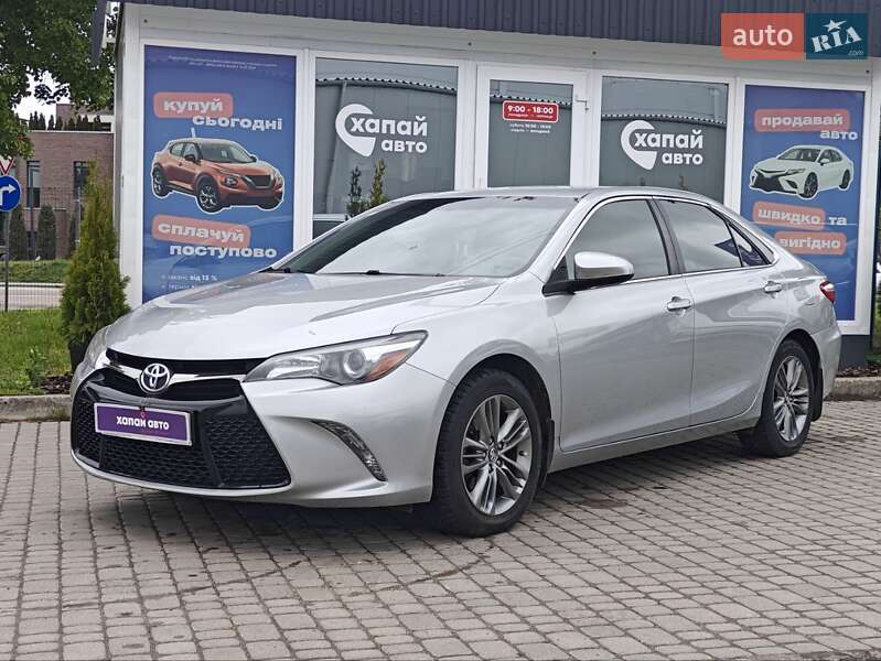 Toyota Camry 2017