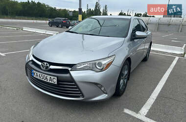 Седан Toyota Camry 2016 в 