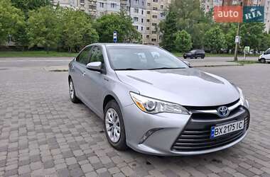 Седан Toyota Camry 2015 в 