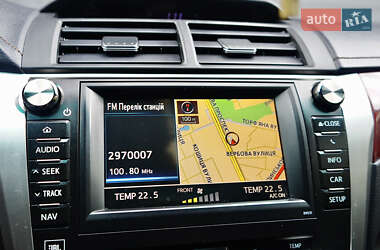Седан Toyota Camry 2012 в 