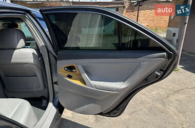 Седан Toyota Camry 2006 в 