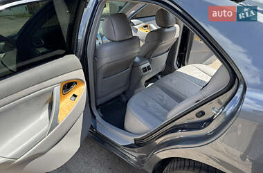 Седан Toyota Camry 2006 в 