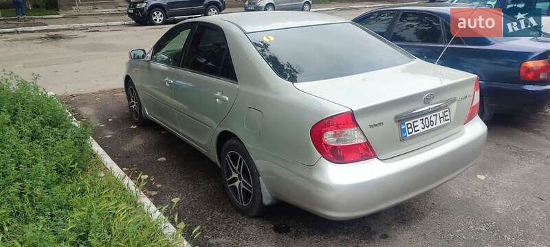 Седан Toyota Camry 2004 в Миколаєві
