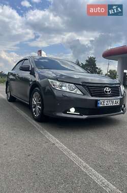 Седан Toyota Camry 2012 в 