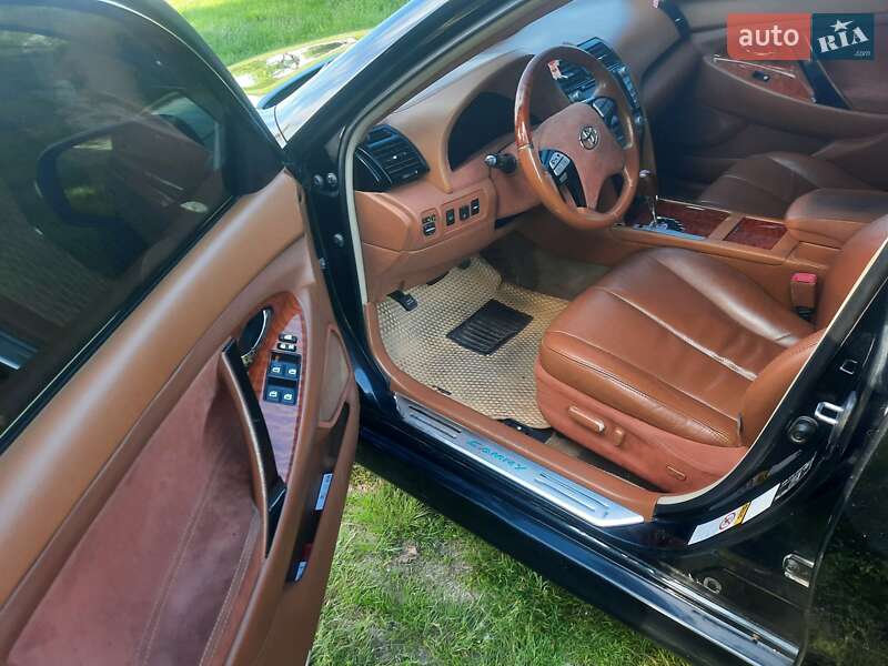 Седан Toyota Camry 2008 в Бобровиці
