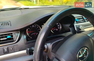 Седан Toyota Camry 2016 в 