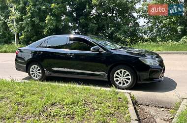 Седан Toyota Camry 2015 в 