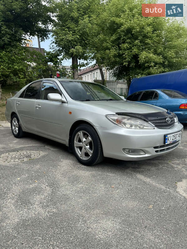 Toyota Camry 2002