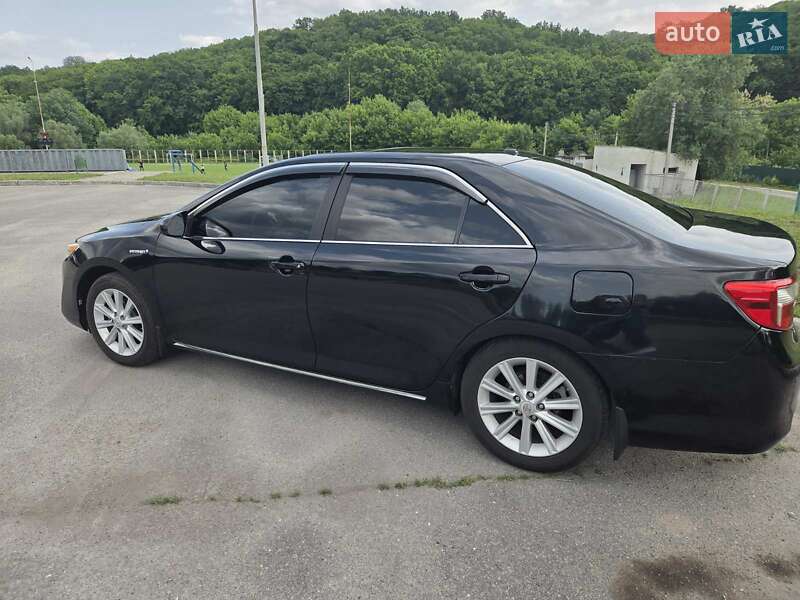 Седан Toyota Camry 2012 в Києві