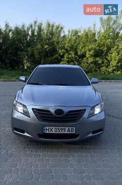 Седан Toyota Camry 2008 в Подволочиске