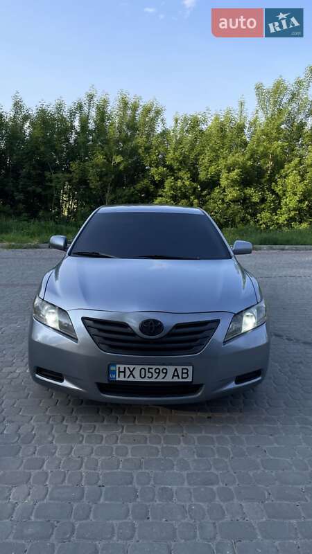 Седан Toyota Camry 2008 в Подволочиске