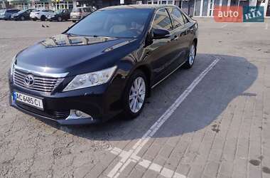 Седан Toyota Camry 2012 в Луцьку