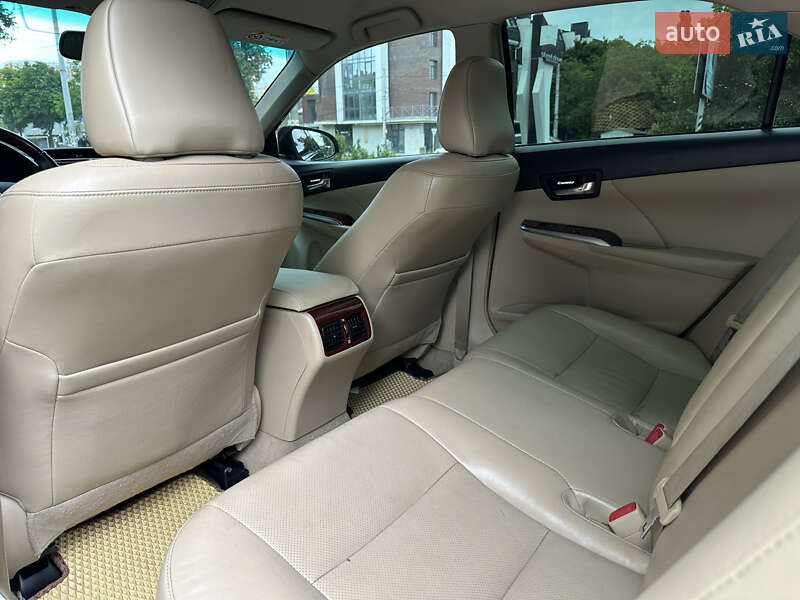 Седан Toyota Camry 2012 в Одессе