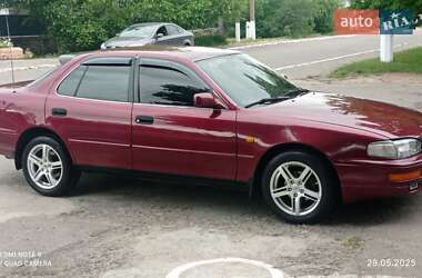 Седан Toyota Camry 1992 в 