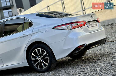 Седан Toyota Camry 2017 в 