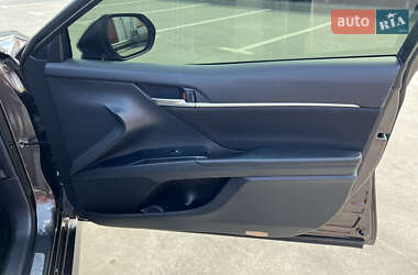 Седан Toyota Camry 2019 в 