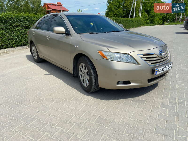 Седан Toyota Camry 2008 в Хмельницькому